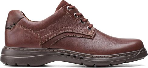 Clarks mens Derby Boots in Kuwait