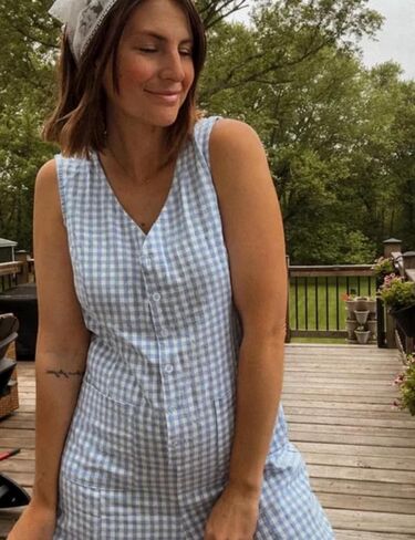 UANEO Women's Button Down Gingham Plaid Jumpsuit Casual Daily Sleeveless Wide Leg Romper Relaxed Summer Overall with Pockets in Kuwait