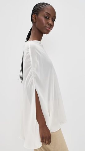 Lioness Women's Aura Poncho in Kuwait