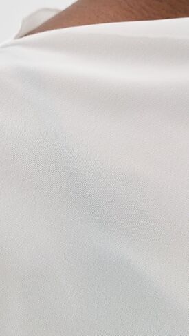 Lioness Women's Aura Poncho in Kuwait