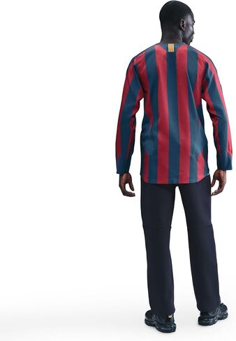 Nike FC Barcelona Re-Issue 2005/06 رونالدينيو 10 هوم جيرسي in Kuwait