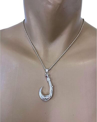 Hawaiian Heirloom Jewelry Sterling Silver Engraved Heavyweight Fish Hook Pendant in Kuwait