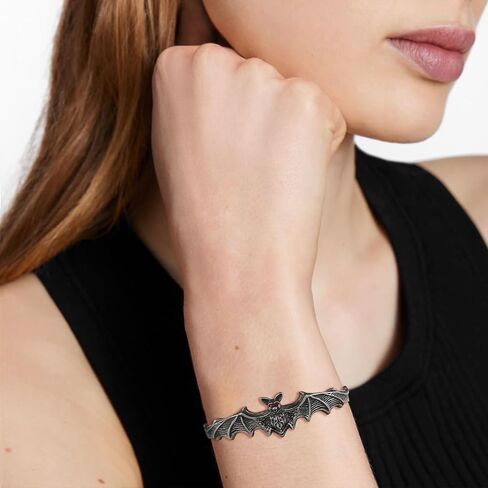 HZMAN Gothic Bat Bangle Bracelet for Men Women, Stainless Steel Vintage Punk Bat Cuff Bracelet, Non-Adjustable 7.36 Inch Halloween Jewelry for Daily Wear Themed Parties in Kuwait