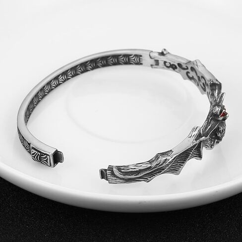 HZMAN Gothic Bat Bangle Bracelet for Men Women, Stainless Steel Vintage Punk Bat Cuff Bracelet, Non-Adjustable 7.36 Inch Halloween Jewelry for Daily Wear Themed Parties in Kuwait