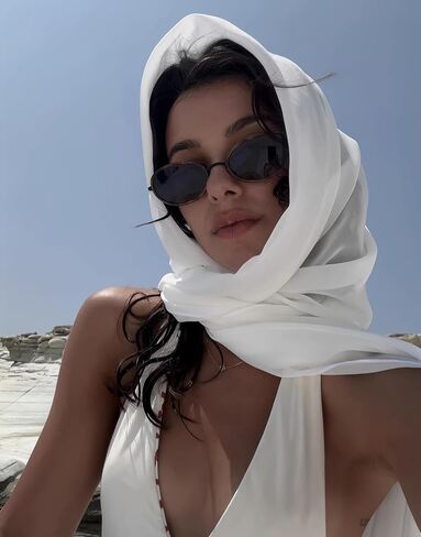 BOTEN Retro Oval Sunglasses for Women 90s Small Gold Frame Sun Glasses Lightweight Cute Chic Sunnies in Saudi Arabia