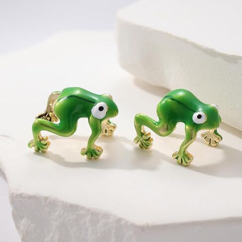 Green Frog Ear Cuff, Cute Green Frog Earrings, for Women Party Wedding Minimalist Trendy Everyday Ear Jewelry Statement Gift in Saudi Arabia