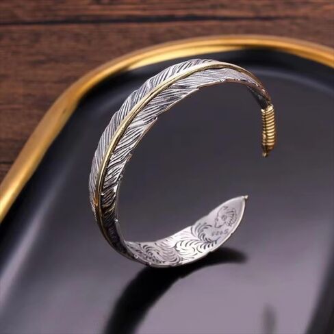Men's adjustable feather bracelet, retro ethnic style turquoise feather shape, durable alloy structure, versatile for daily commuting and business wear, birthday gifts in Kuwait