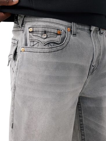 حاشية قصيرة بغطاء قلاب بإبرة واحدة للرجال من True Religion - مزيج من القطن، مقاس مريح، تصميم متين in Saudi Arabia