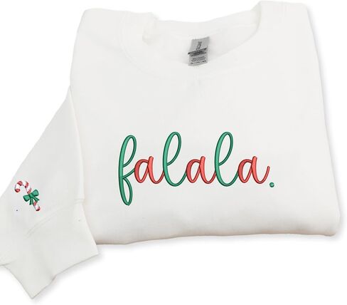 سويت شيرت COUPLEHOODIES مخصص لعيد الميلاد المجيد مطرز بالاسم على الأكمام - هدية مريحة للأم أو لها أو للعائلة in Kuwait