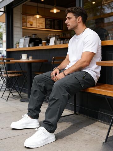 Men’s Cargo Casual Pants Straight Leg Sweatpants Multi-Pocket Design Zippered Pockets Adjustable Drawstring Waist in Kuwait