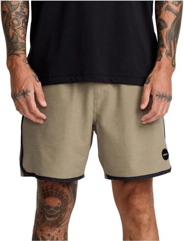 شورت رياضي رياضي هجين من RVCA للرجال من RVCA in Kuwait