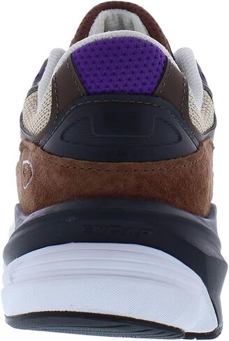 حذاء رجالي New Balance 990V6 مقاس 10.5، اللون: بني/بلوط غني/بني in Kuwait