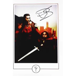 Willow Warwick Davis Autographed Picture in Saudi Arabia