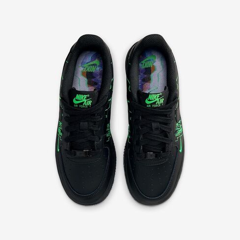 حذاء Nike Air Force 1 LV8 4 للأطفال الكبار (أسود/أخضر سترايك/أرجواني حيوي/أسود) مقاس 5 in Kuwait