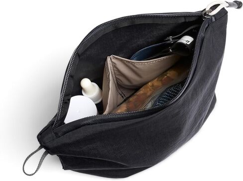 Bellroy Lite Duffel 30L and Lite Pouch Duo Bundle (Lite Weekender Set) in Kuwait
