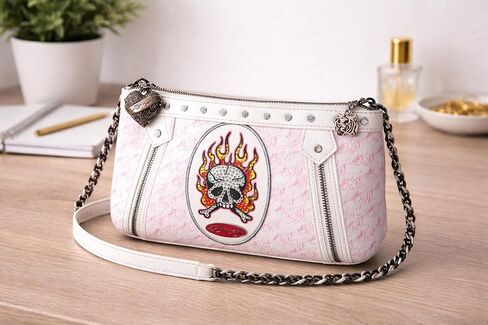 حقيبة كتف نسائية من ED HARDY مع رسم جمجمة لهب، ومحفظة بسحاب علوي وطبعة مونوغرام، وحزام على شكل سلسلة Y2K حقيبة على طراز الرغيف الفرنسي in Kuwait