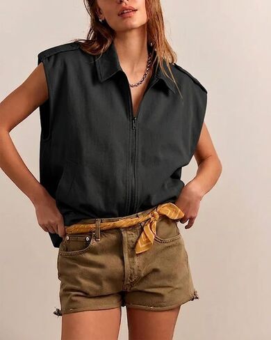 Women's Oversized Cargo Vest Sleeveless Zip Up Utility Jacket with Pockets Retro Ruched Hem Casual Layered Outerwear in Saudi Arabia