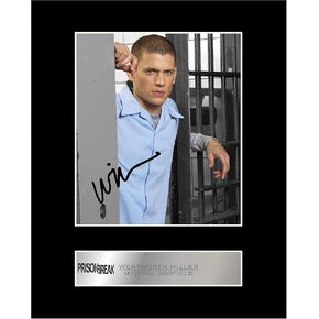 عرض الصور المُثبتة رقميًا من Wentworth Miller مقاس 10 × 8 بوصات مطبوعة بصور توقيعه in Kuwait