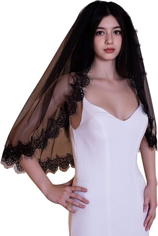 Lace Wedding Veil 1 Tier Short Bridal Veil Fingertip Length Veils For Women With Comb in Saudi Arabia