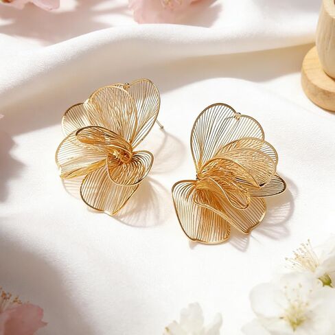 Gold Flower Earrings for Women Trendy, Hypoallergenic Chunky Gold Drop Dangle Statement Earrings for Women Party Wedding Birthday Gifts in Kuwait