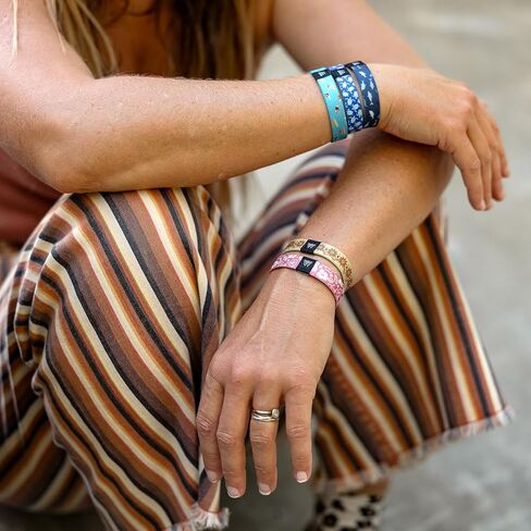 Hang Loose Bands - Southwestern Bracelet for Men, Women & Teens - Comfy Tribal Print and Boho - Western Style Reversible Wristband - Arctic Camo | Small: 6.5" (most common fitting size) in Saudi Arabia