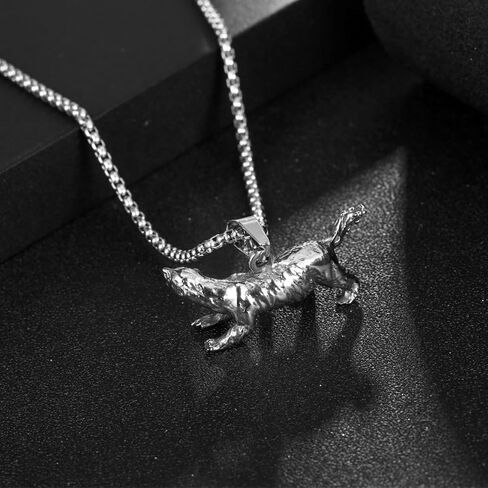 Honey Badger Warrior Spirit Titanium Steel Pendant Necklace, Vintage Wild Animal Charm Necklace Jewelry Gift for Animal Lovers in Kuwait