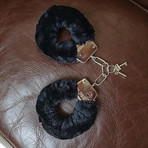 Black Fluffy Bracelet for Women in Kuwait