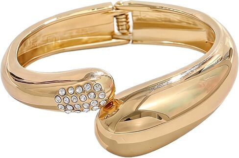 Vintage-Style Women's Bracelet - Thick Gold-Plated Cuff Bangle with Opening, Retro Fashion Jewelry, Versatile Accessory, Ideal Gift for Her in Saudi Arabia