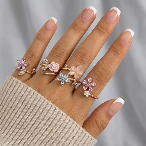 Flower Rings for Women, 4 pcs Stackable Rings Set, Adjustable Cute Pretty Birth Flower Ring, Chunky Gold Fairy Jewelry for Daily Wear & Gifting in Saudi Arabia