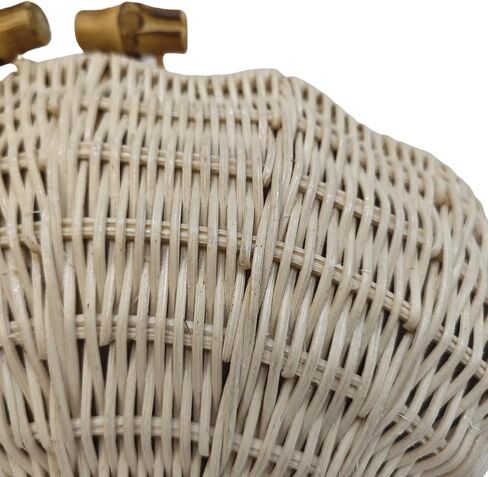 UMREN Hand-woven Shell Shaped Rattan Clutch Bag Summer Straw Clutch Purse Beach Wicker Handbags for Women Vacation Travel Bag in Saudi Arabia