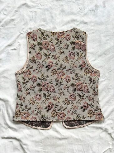 MakeMeChic Women's Boho Vintage Plus Size Floral Vests Sleeveless V Neck Tie Front Vest Outerwear in Kuwait