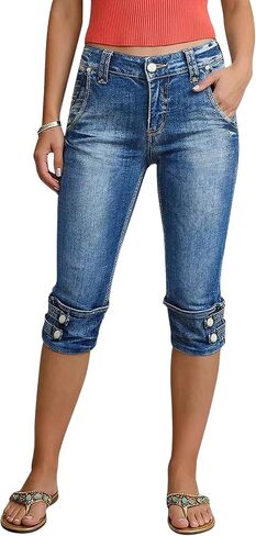 Flamingals Mid Waist Capri Jeans for Women Skinny Button Tab Stretchy Butt Lifting Denim Capris Jeans in Kuwait