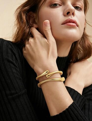 8YEARS Chunky Gold Bangle Bracelets for Women, 14k Gold Plated Cuff Bangles, Stack Bracelet Set Wide Trendy Fashion Jewelry Gifts in Saudi Arabia