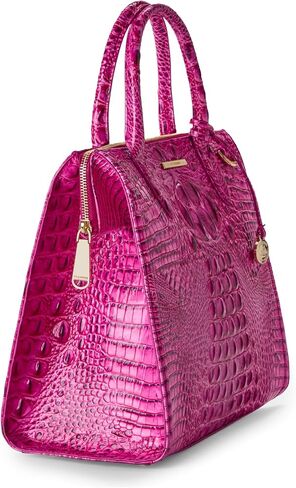 Caroline - Electric Fuchsia Melbourne in Kuwait