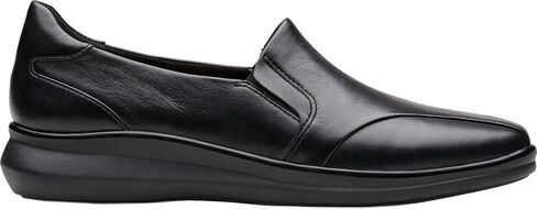 Clarks Women's Lynell Edge in Kuwait