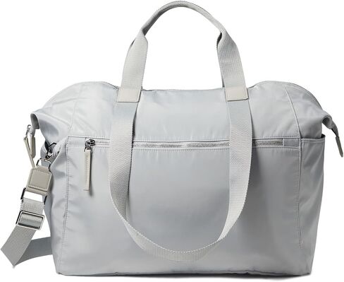 Varley Women's Montlake Weekend Bag in Kuwait