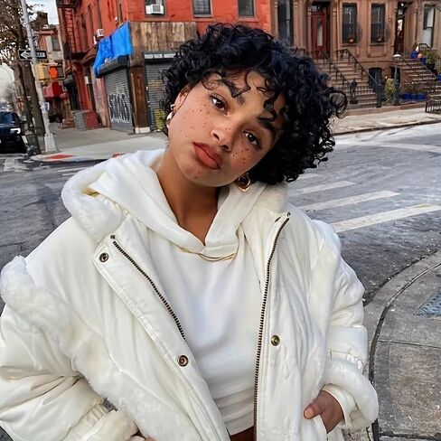 Pixie Cut Wigs for Black Women Short 100% Human Hair Wigs with Bangs Afro Curly Wig Human Hair Short Layered Non Lace and Glueless Front Wig Natural Black in Saudi Arabia