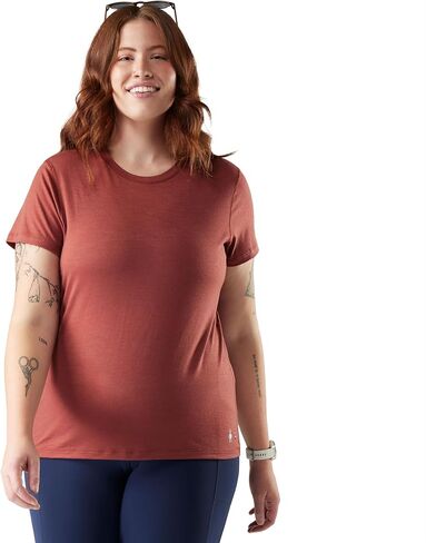 Smartwool Women's Plus Size Merino Short Sleeve Tee in Kuwait