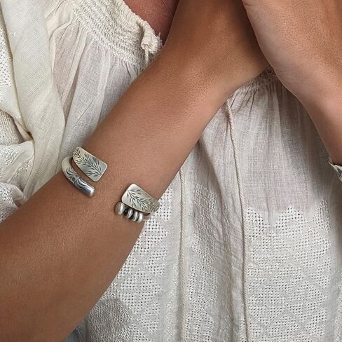81stgeneration Hill Tribe Silver Chunky Torque Bangle With Rotating Beads and Tribal Pattern Engraving - 999 Solid Silver Heavy Tapered Round Tube Open Bangle for Women - Handmade Fidget Boho Bracelet in Kuwait