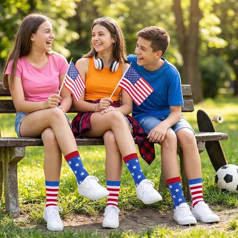 choyaxo 2 Pairs American Flag Socks Red White Blue Sock Patriotic Socks Stars Striped for Men Women in Kuwait