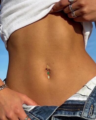 COCHARM Clicker Belly Button Ring، 14G حلقات السرة للبطن الزمرد للنساء، مجوهرات ثقب السرة مطلية بالذهب من الفولاذ المقاوم للصدأ 8/10 مم in Kuwait