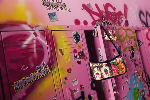 Betsey Johnson Artwork Faces Shoulder Bag in Kuwait