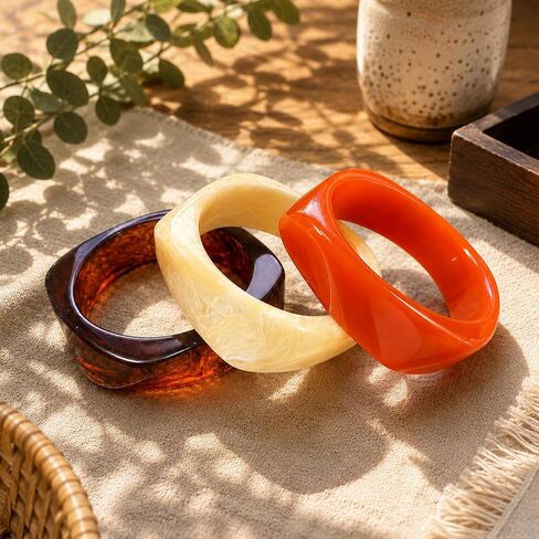 Chunky Resin Acrylic Bangle Bracelets for Women, 3 Pcs Brown Wide Geometric Bangles Set, Stackable Statement Bracelet Jewelry for Daily Festival Beach Gift in Saudi Arabia