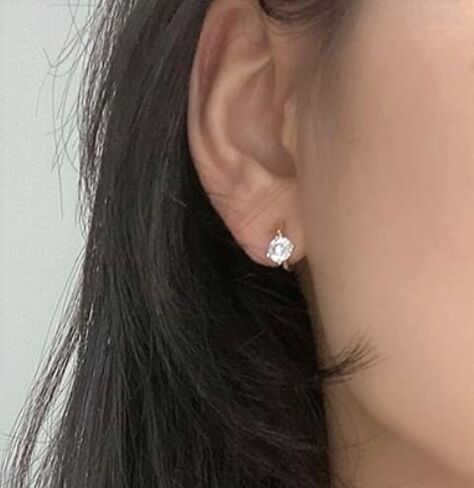 A Season Gold and Silver Clip-on Earrings for Non-Pierced Ears, Different Designs, (Gold Diamond) in Kuwait