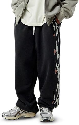 PacSun Men's Black Flame Star Fleece Baggy Sweatpants in Saudi Arabia