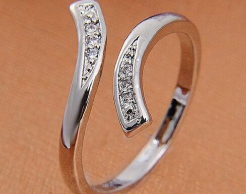 Fashion 925 Sterling Silver Cubic Zirconia Ring for Women, Opening Adjustable Design Simulated Diamond Stackable Ring Engagement Dainty Eternity Band Rings Gift for Couple in Kuwait