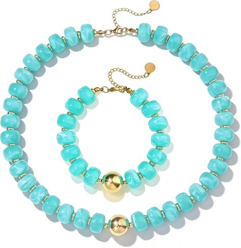 Resin Chunky Beaded Necklace for Women Minimalistic Modern Statement Necklace Jewelry Accessories in Kuwait