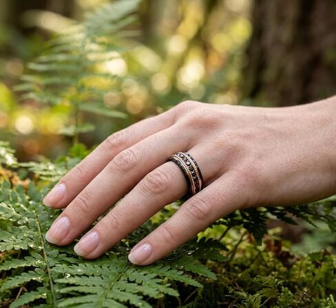 8mm Black and Rose Gold Ion Plated Tungsten Wedding Band for Men and Women, Milgrain Edge Eternity Ring with Round Cut Black Cubic Zirconia, Comfort Fit Anniversary Promise Band in Kuwait