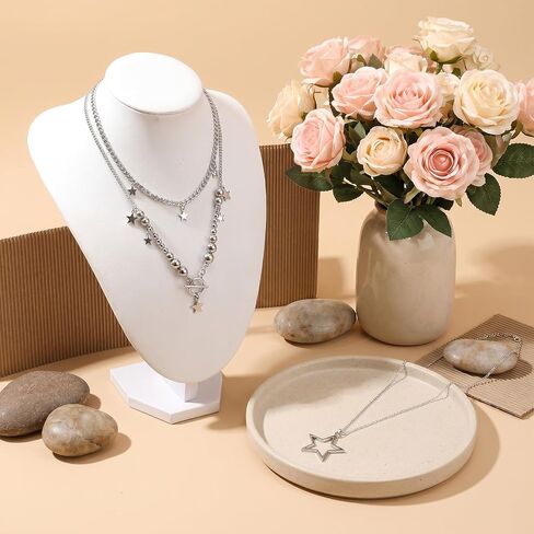 Y2k Star Necklac, Grunge Silver Layered Necklace, Stackable Chunky Star Pendant Necklaces, Fashion Punk Gothic Vintage Aesthetic Emo Jewelry Set Accessories for Women in Saudi Arabia