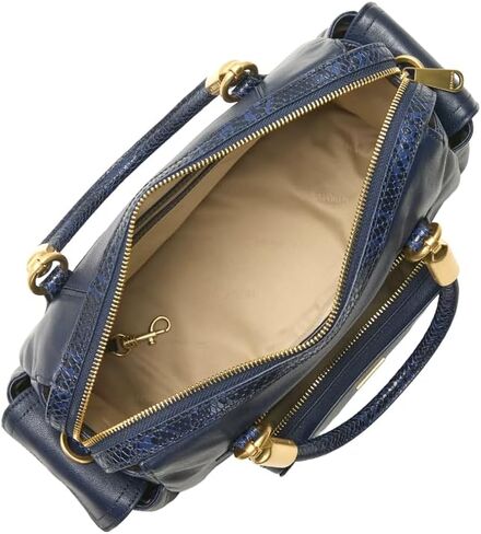 Micaela Satchel in Kuwait